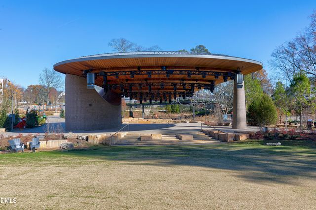 134 Riverwalk Circle, Cary, NC 27511