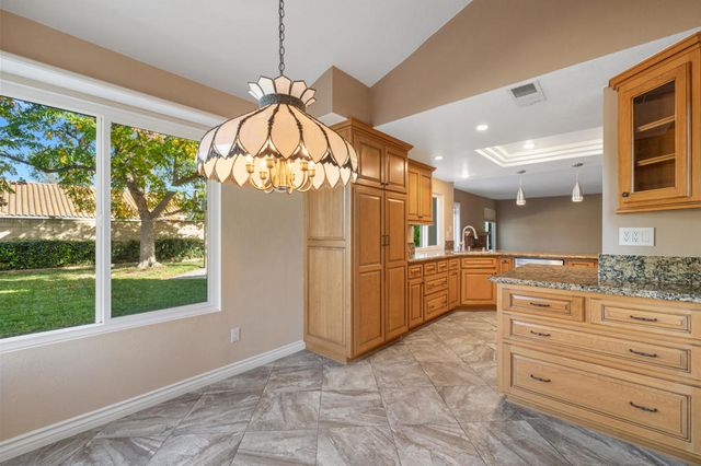 6746 Alderpoint Court, Riverside, CA 92506