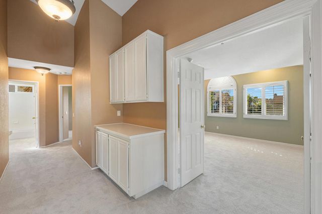 6746 Alderpoint Court, Riverside, CA 92506