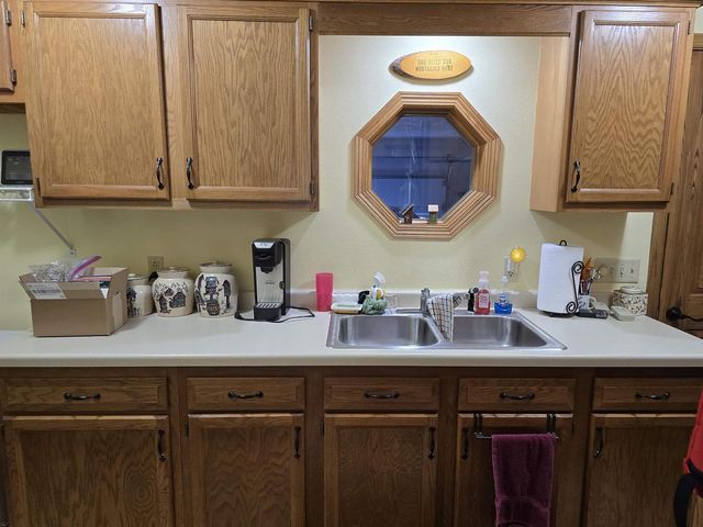 1430 SILVERWOOD LANE, Neenah, WI 54956