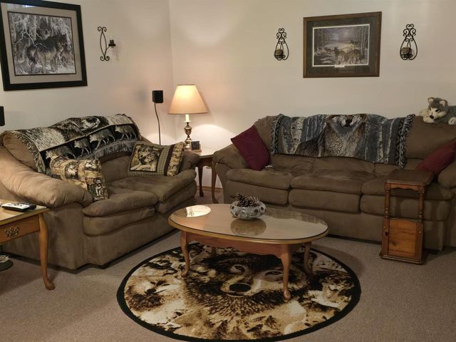 1430 SILVERWOOD LANE, Neenah, WI 54956