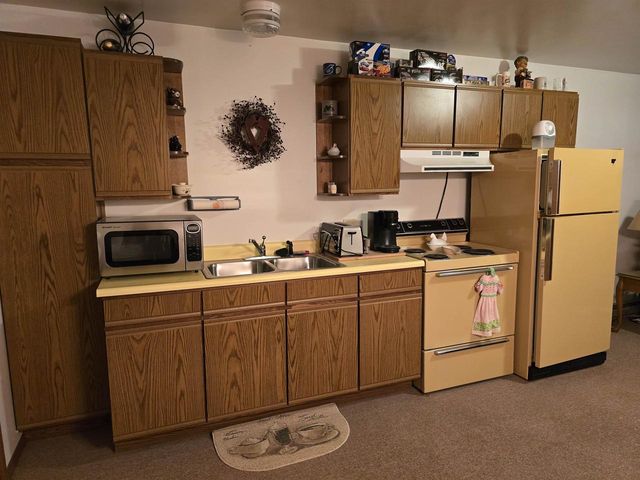 1430 SILVERWOOD LANE, Neenah, WI 54956
