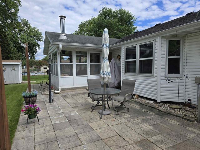 1430 SILVERWOOD LANE, Neenah, WI 54956