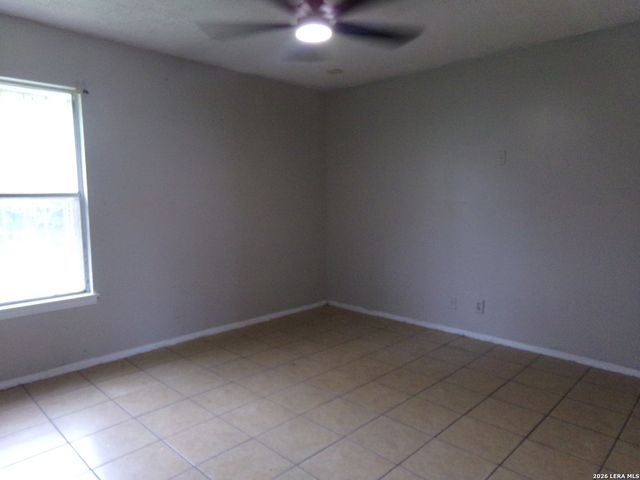 118 EBBTIDE DR, San Antonio, TX 78227
