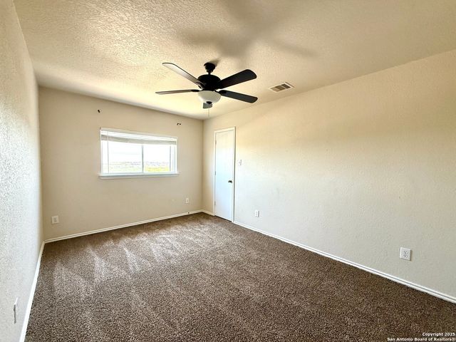 6118 Kensinger Pass, Converse, TX 78109