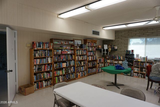 2331 E BETTY ELYSE Lane, Phoenix, AZ 85022