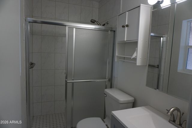 2331 E BETTY ELYSE Lane, Phoenix, AZ 85022