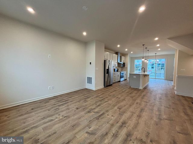 17966 ALICIA AVE, Dumfries, VA 22026