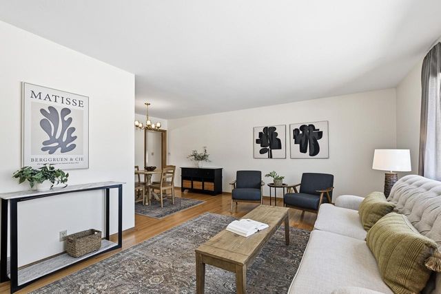 2868 N 118th STREET, Wauwatosa, WI 53222