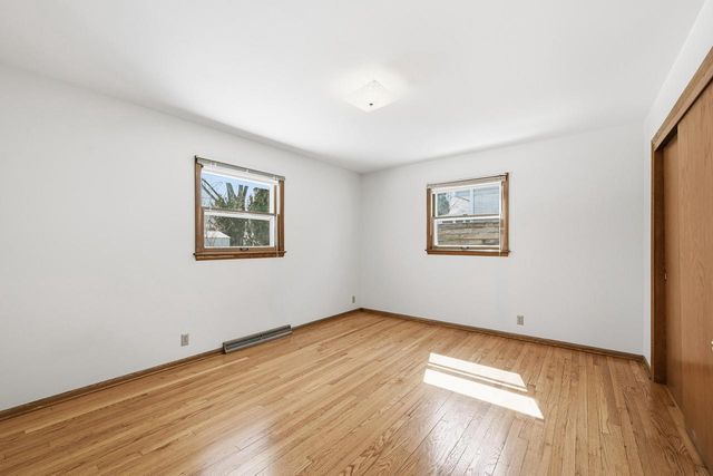 2868 N 118th STREET, Wauwatosa, WI 53222