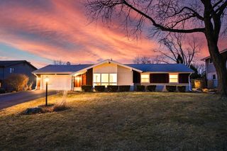 2868 N 118th STREET, Wauwatosa, WI 53222