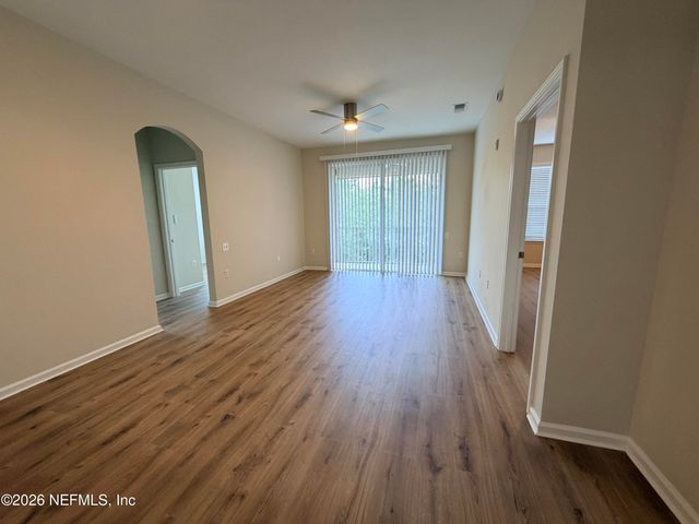 7990 BAYMEADOWS Road E 1111, Jacksonville, FL 32256