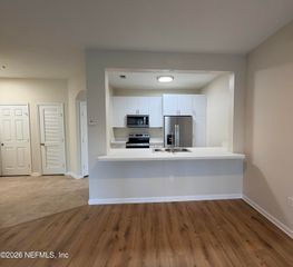 7990 BAYMEADOWS Road E 1111, Jacksonville, FL 32256
