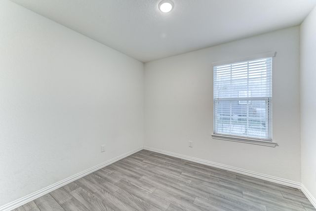 7925 Way Street, Houston, TX 77028
