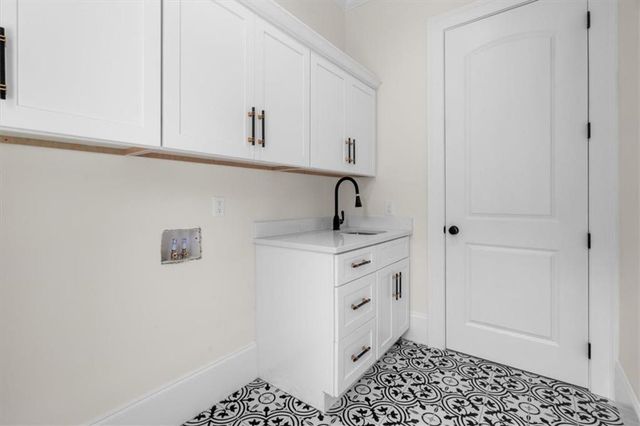 5265 Brookhollow Drive, Douglasville, GA 30135