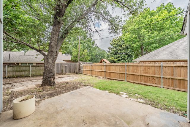 4726 Kensington Court, Arlington, TX 76016