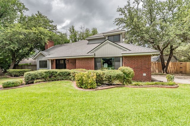 4726 Kensington Court, Arlington, TX 76016