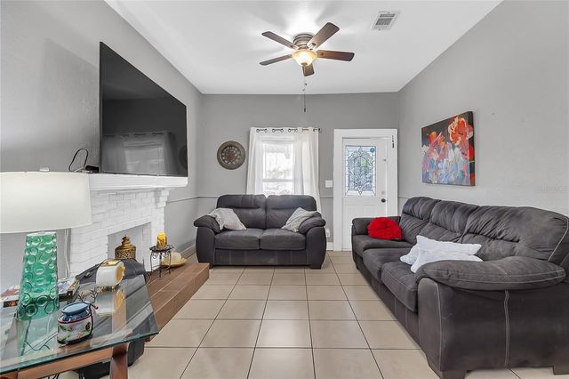 212 SE H SE, Winter Haven, FL 33880