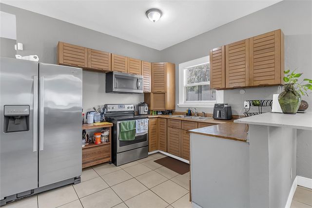 212 SE H SE, Winter Haven, FL 33880