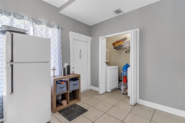 212 SE H SE, Winter Haven, FL 33880