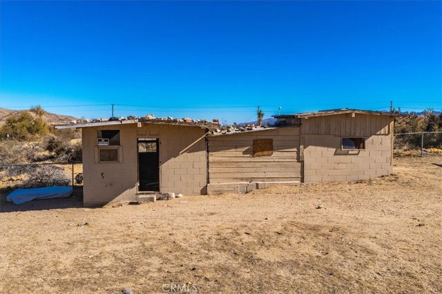 59200 Barron Drive, Yucca Valley, CA 92284