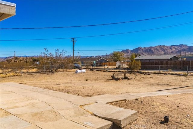 59200 Barron Drive, Yucca Valley, CA 92284