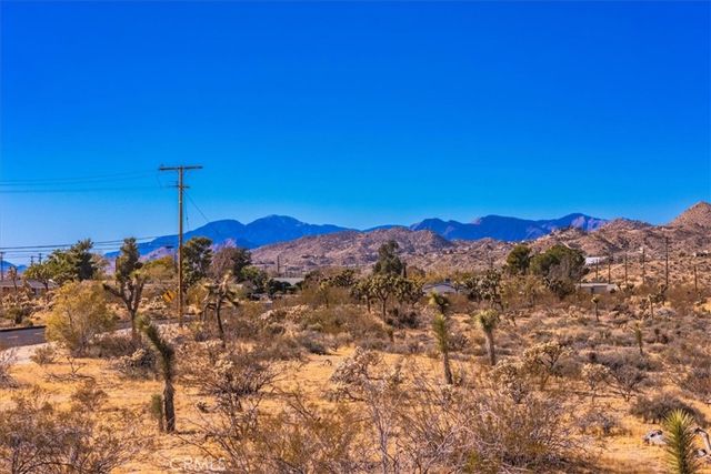 59200 Barron Drive, Yucca Valley, CA 92284