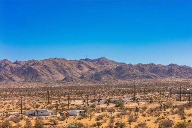 59200 Barron Drive, Yucca Valley, CA 92284