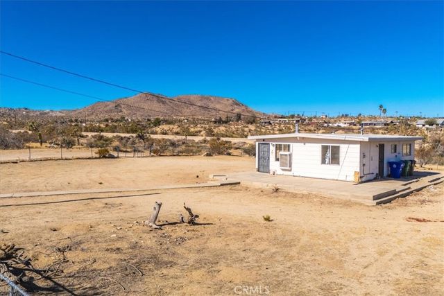 59200 Barron Drive, Yucca Valley, CA 92284