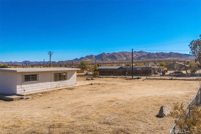 59200 Barron Drive, Yucca Valley, CA 92284