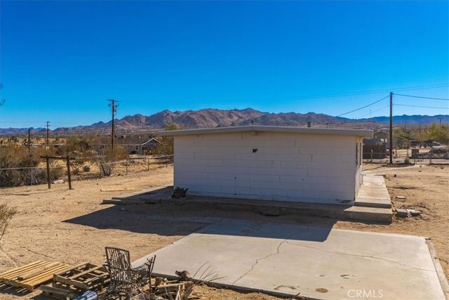 59200 Barron Drive, Yucca Valley, CA 92284