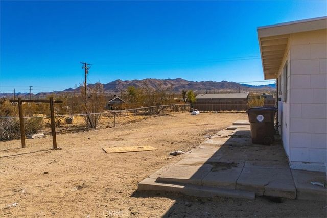 59200 Barron Drive, Yucca Valley, CA 92284