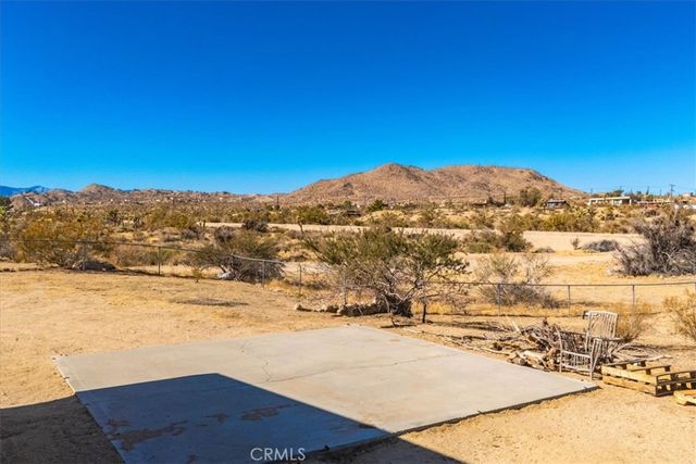 59200 Barron Drive, Yucca Valley, CA 92284