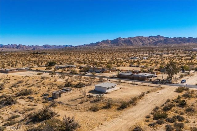 59200 Barron Drive, Yucca Valley, CA 92284