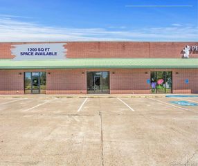 2624 Country Club Road, Lake Charles, LA 70605