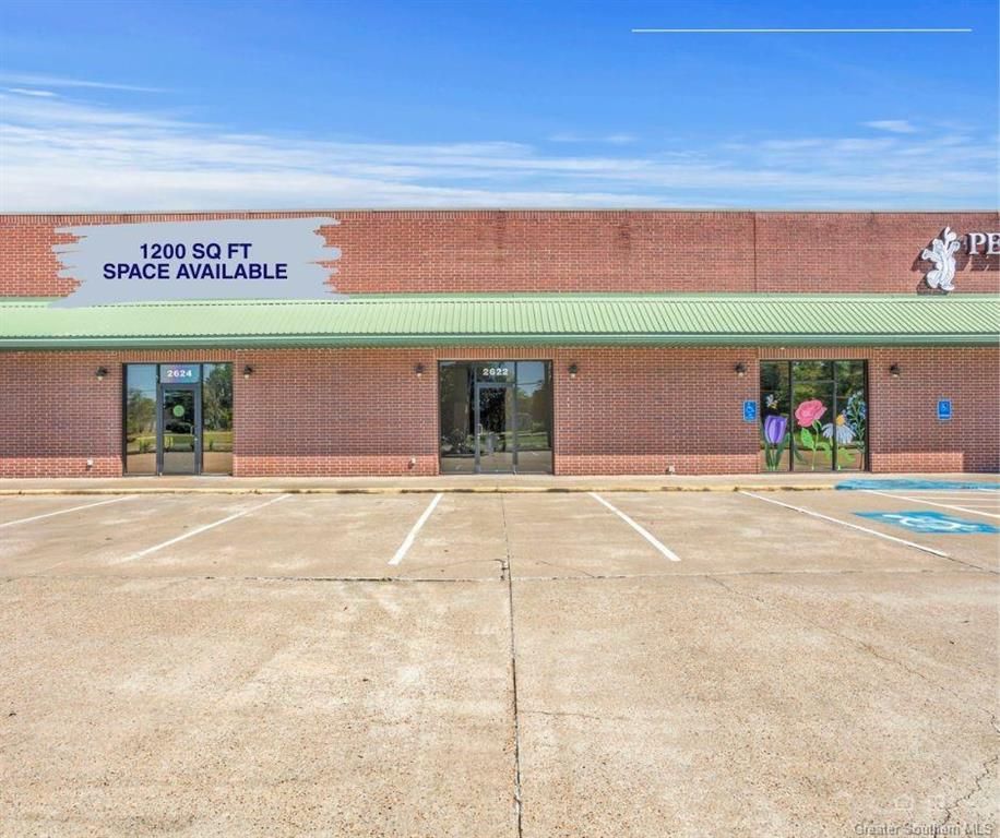 2624 Country Club Road, Lake Charles, LA 70605