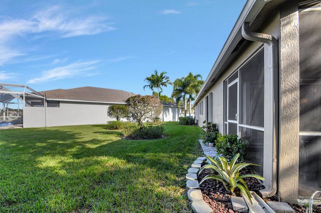 6551 Via Primo Street, Lake Worth, FL 33467