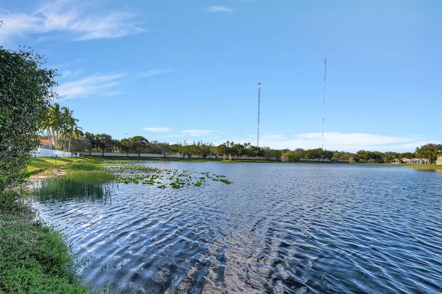 6551 Via Primo Street, Lake Worth, FL 33467