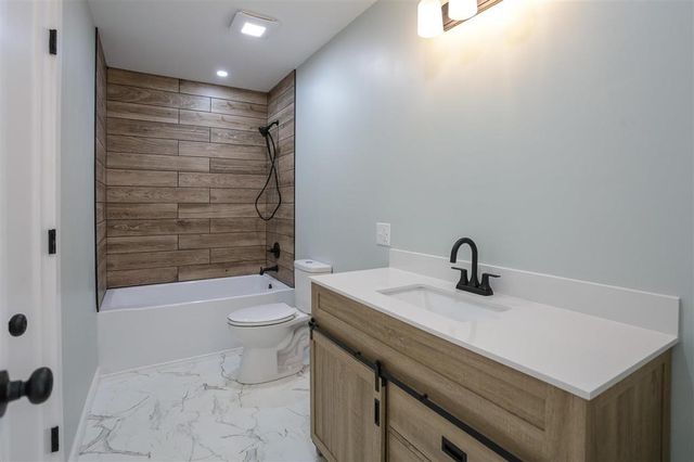 18512 Hwy 90, Lacassine, LA 70650