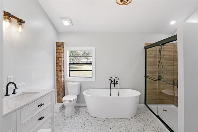 18512 Hwy 90, Lacassine, LA 70650