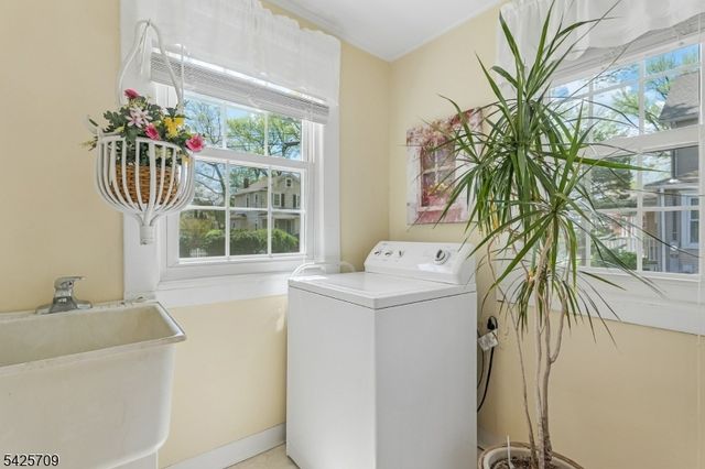 307 Manor Ave, Cranford Twp., NJ 07016