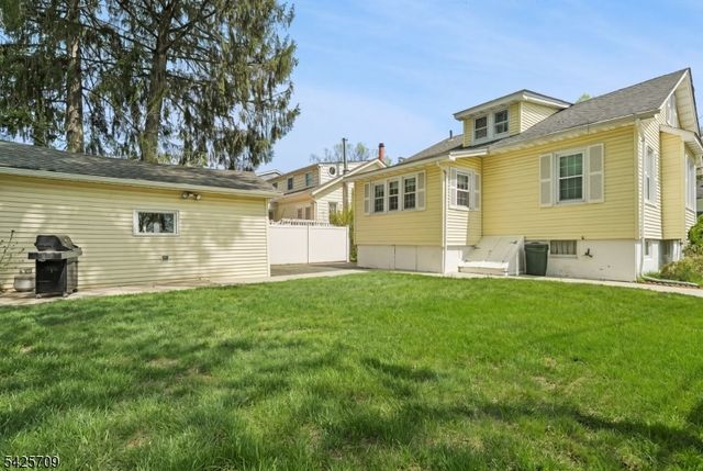 307 Manor Ave, Cranford Twp., NJ 07016