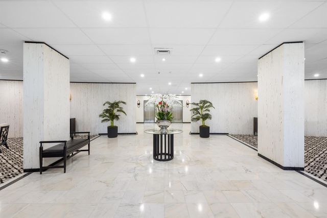 2295 S Ocean Boulevard 625, Palm Beach, FL 33480