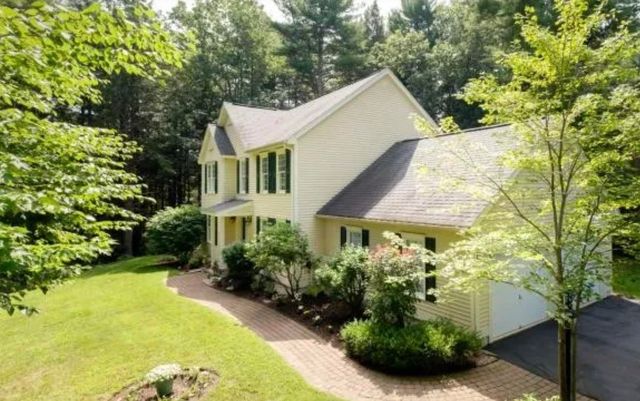 9 Captain's Way, Exeter, NH 03833