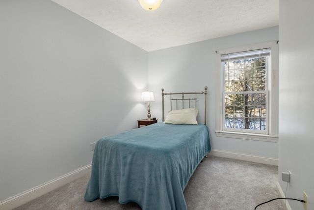 9 Captain's Way, Exeter, NH 03833