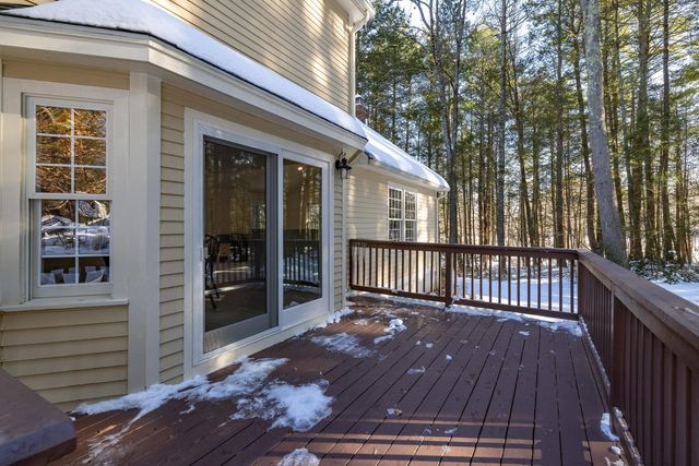 9 Captain's Way, Exeter, NH 03833