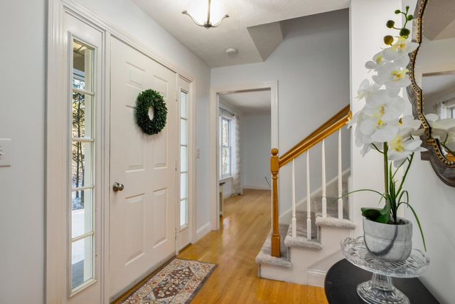 9 Captain's Way, Exeter, NH 03833