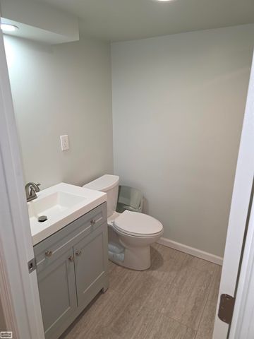 31257 Burton Street, Saint Clair Shores, MI 48082