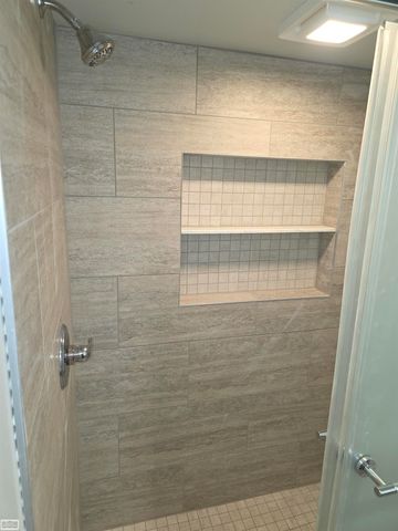 31257 Burton Street, Saint Clair Shores, MI 48082