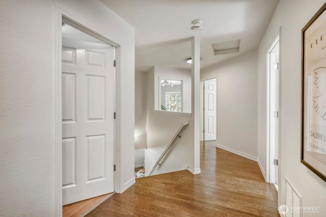 6551 17th Ave Avenue SW, Seattle, WA 98106